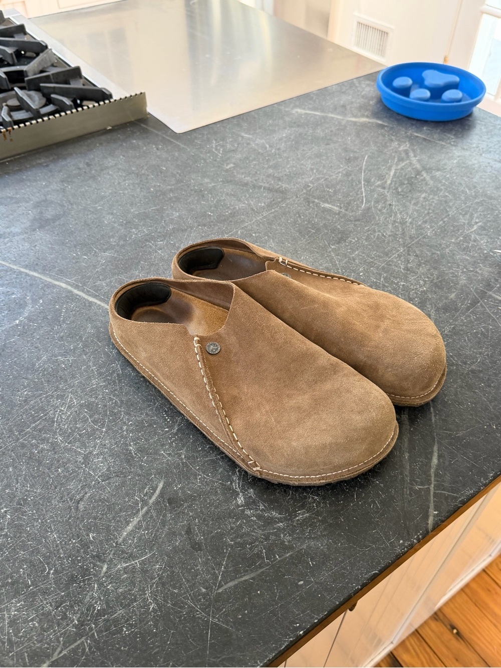 Birkenstock Men's Slip-On Suede Clog - Brown